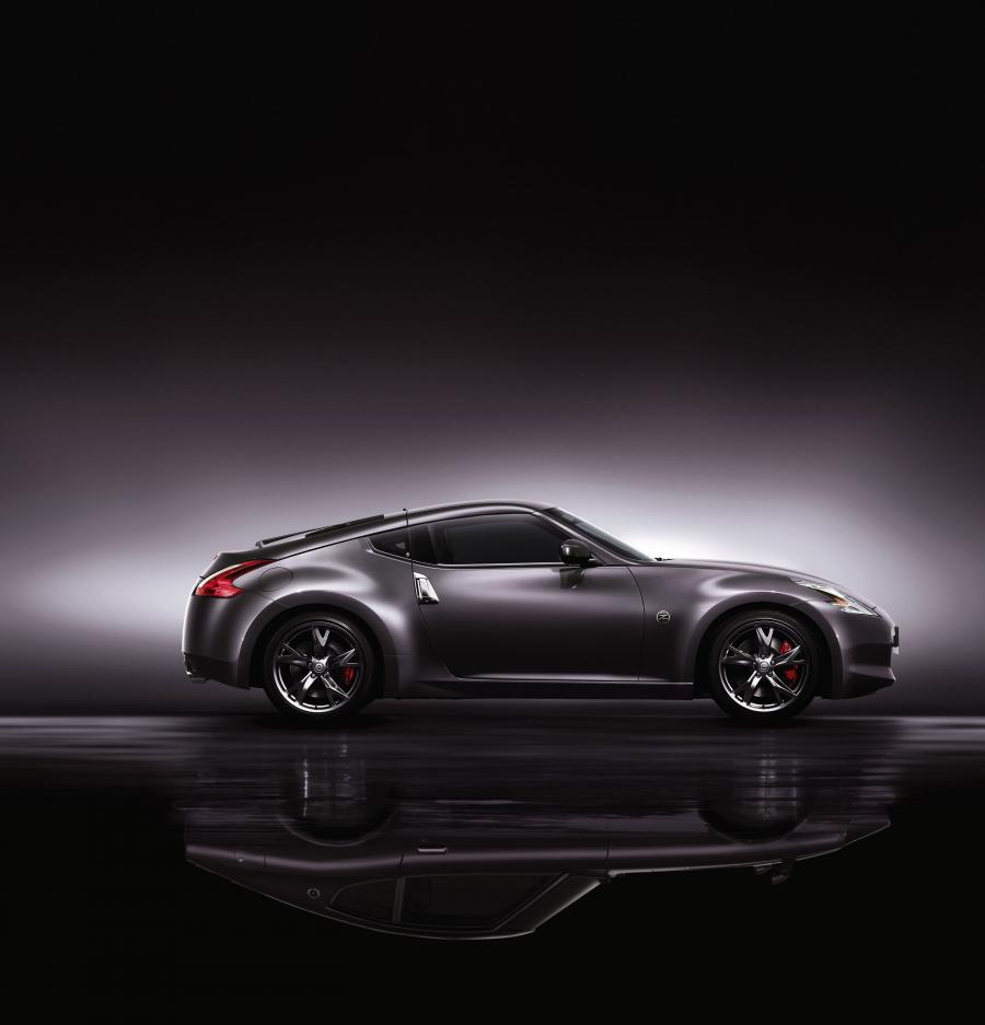  Nissan Fairlady Z 40th Anniversary 2010 года  (фото 2 из 3)